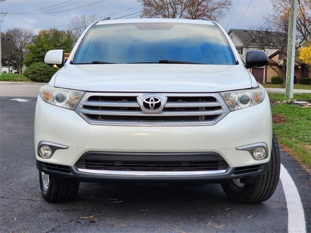 used 2013 Toyota Highlander car, priced at $12,196