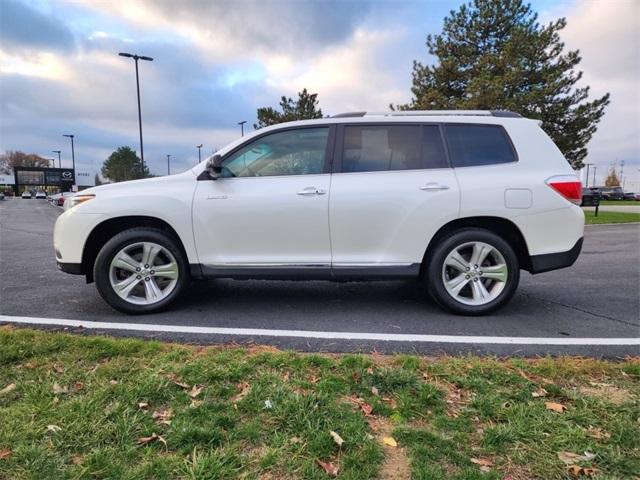 used 2013 Toyota Highlander car, priced at $12,196