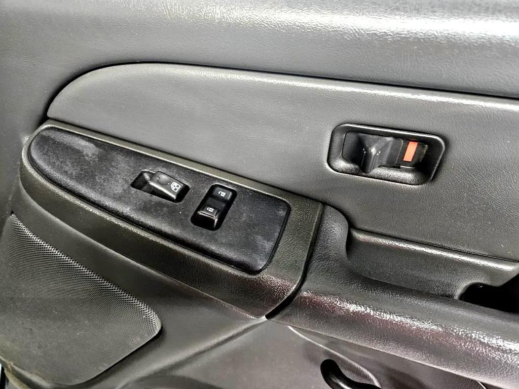 used 2005 Chevrolet Silverado 1500 car, priced at $4,500