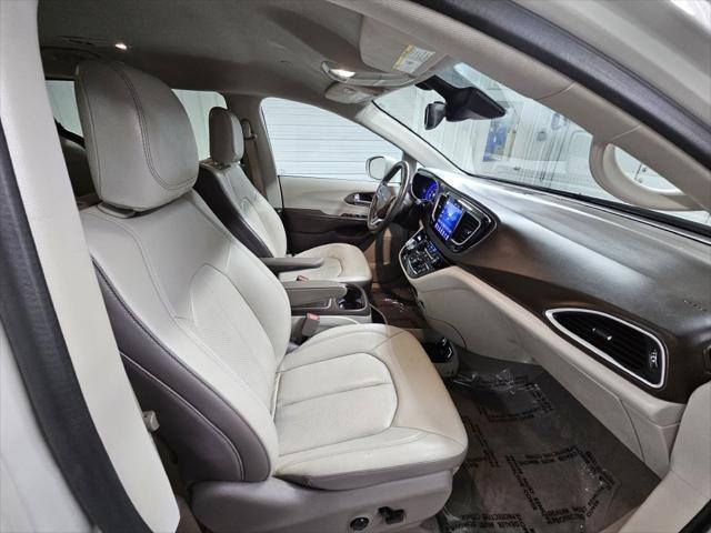 used 2017 Chrysler Pacifica car, priced at $13,995