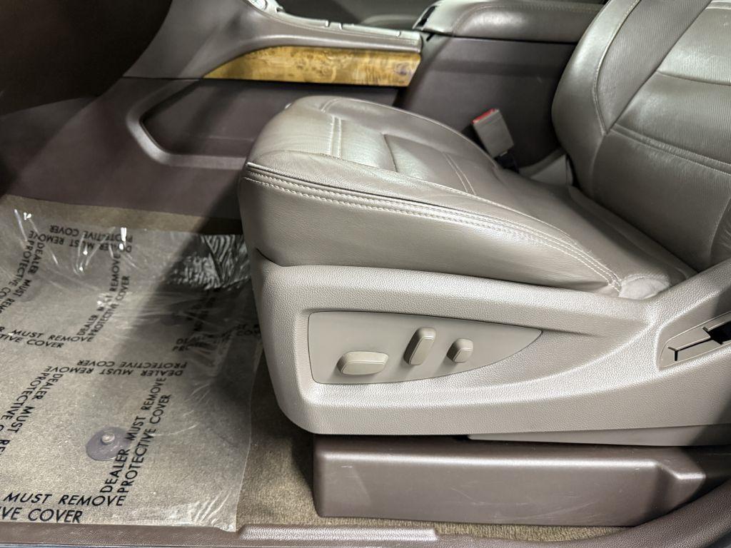 used 2017 GMC Yukon XL car, priced at $28,995