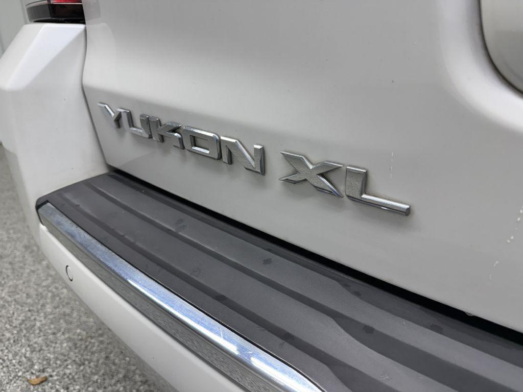 used 2017 GMC Yukon XL car, priced at $28,995