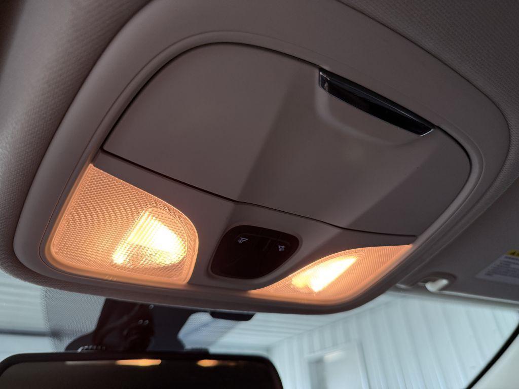 used 2015 Chrysler 200 car, priced at $8,995