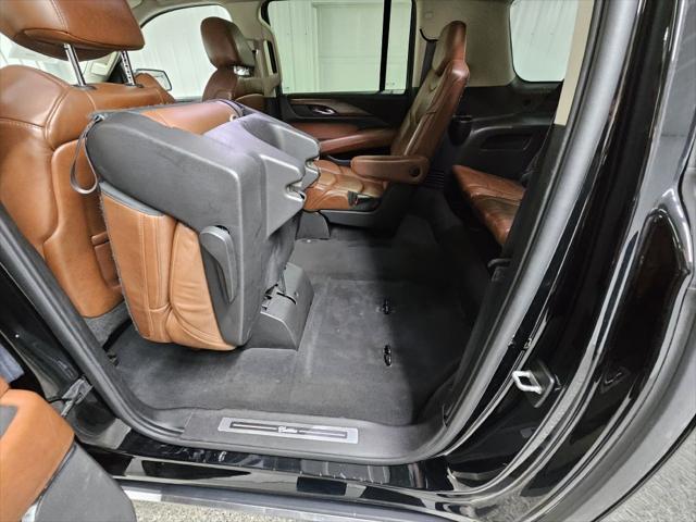 used 2015 Cadillac Escalade ESV car, priced at $26,995