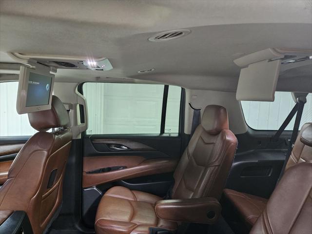 used 2015 Cadillac Escalade ESV car, priced at $26,995