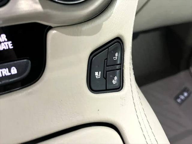 used 2018 GMC Yukon car, priced at $25,995