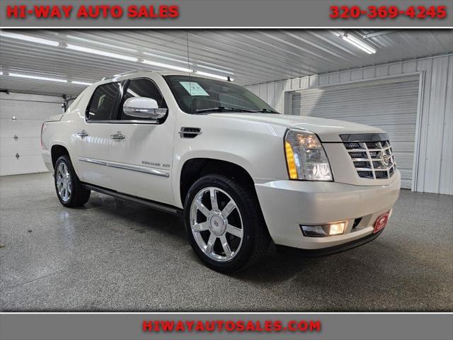 used 2013 Cadillac Escalade EXT car, priced at $20,995