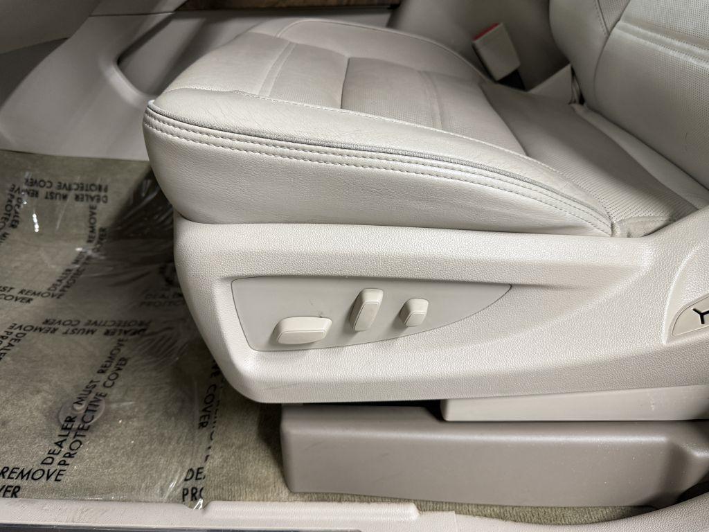 used 2019 GMC Yukon car, priced at $33,995