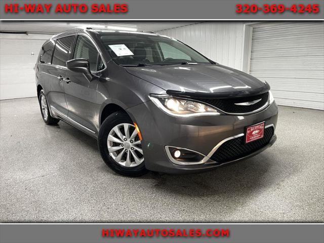 used 2017 Chrysler Pacifica car, priced at $11,995