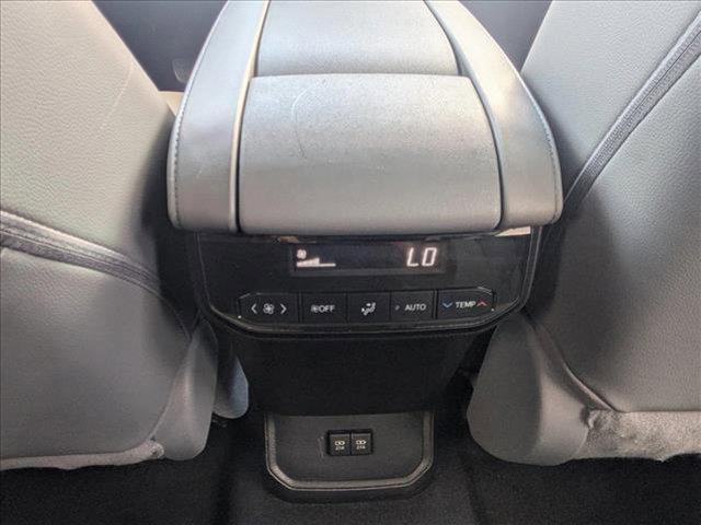 used 2021 Toyota Highlander car, priced at $29,992