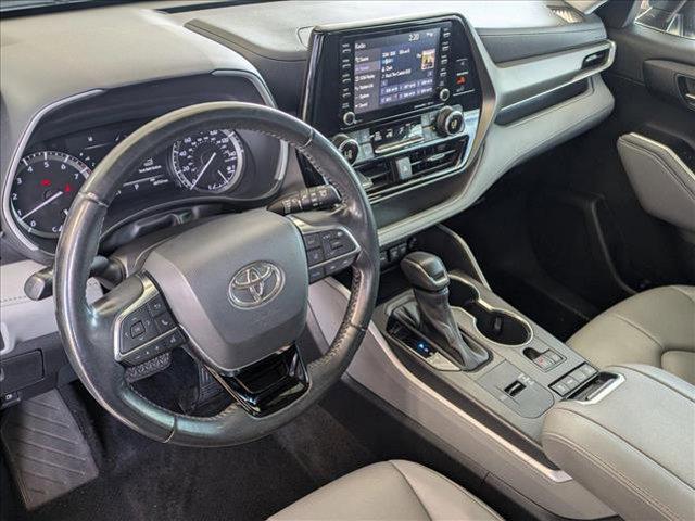 used 2021 Toyota Highlander car, priced at $29,992