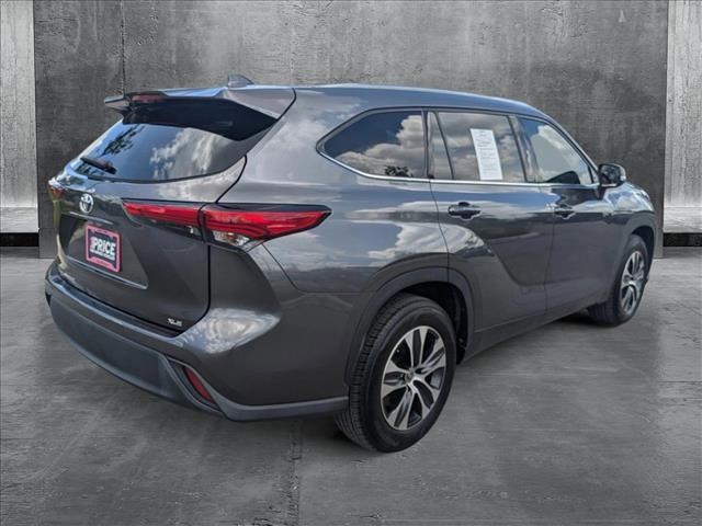 used 2021 Toyota Highlander car, priced at $29,992
