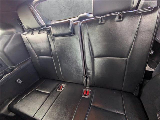 used 2023 Toyota Highlander car, priced at $44,995