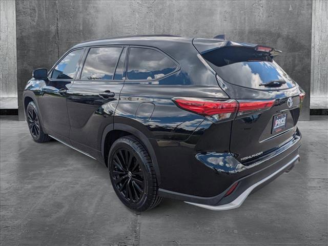 used 2023 Toyota Highlander car, priced at $44,995