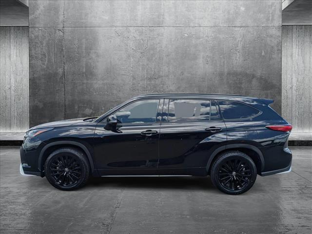 used 2023 Toyota Highlander car, priced at $44,995