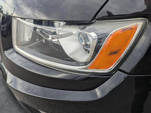 used 2015 Jeep Grand Cherokee car, priced at $12,998