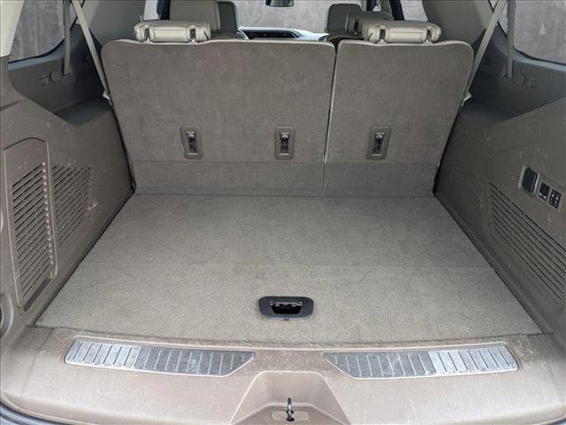 used 2022 GMC Yukon XL car, priced at $48,985