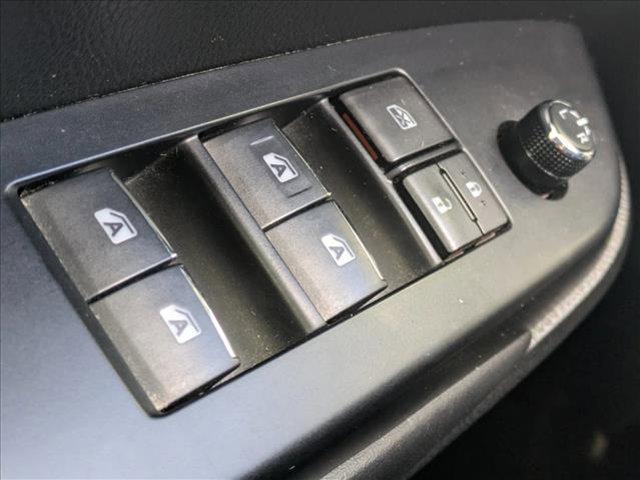 used 2018 Toyota Highlander car, priced at $23,647