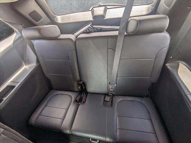 used 2021 Chevrolet Traverse car, priced at $22,449