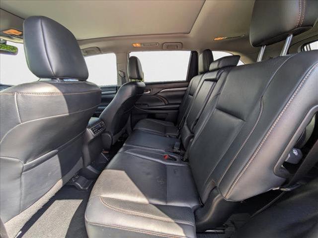 used 2019 Toyota Highlander car, priced at $24,641