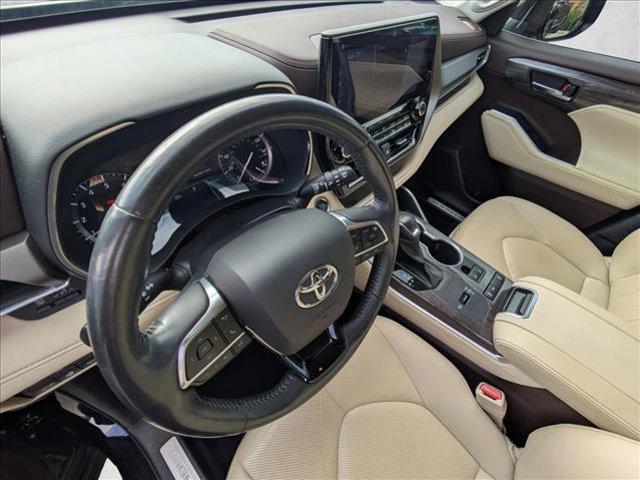 used 2020 Toyota Highlander car, priced at $31,992