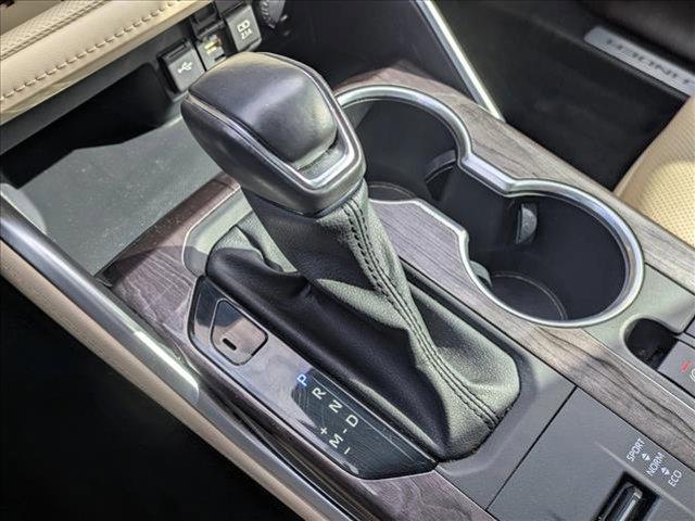 used 2020 Toyota Highlander car, priced at $31,992