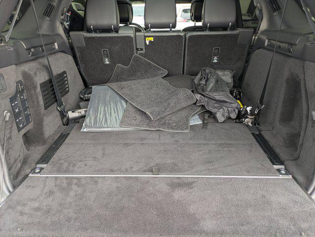 used 2021 Land Rover Discovery car, priced at $35,964