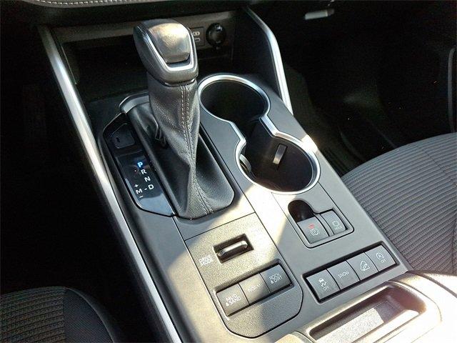 used 2022 Toyota Highlander car, priced at $35,990