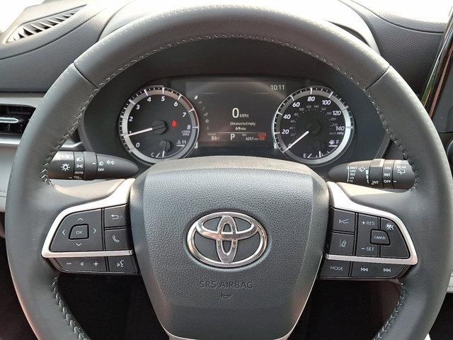 used 2024 Toyota Highlander car, priced at $44,890