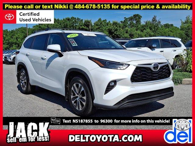 used 2022 Toyota Highlander car, priced at $38,990