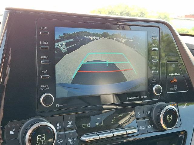 used 2022 Toyota Highlander car, priced at $38,990