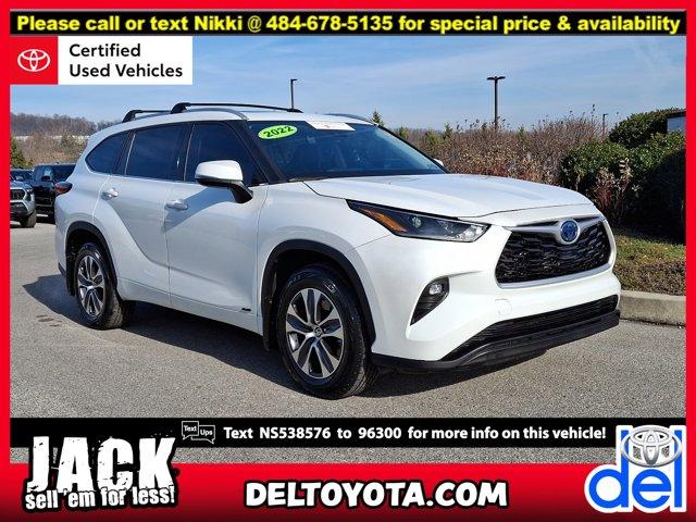 used 2022 Toyota Highlander car, priced at $41,890