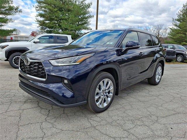 new 2026 Toyota Highlander car, priced at $51,783