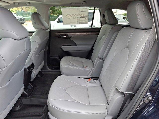 new 2026 Toyota Highlander car, priced at $51,783