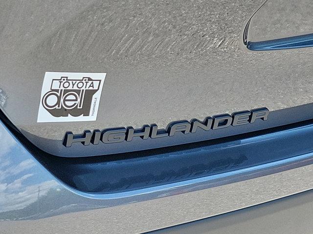 new 2024 Toyota Highlander car, priced at $45,948