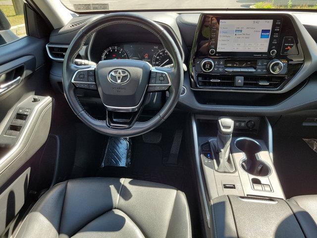 used 2021 Toyota Highlander car, priced at $32,590