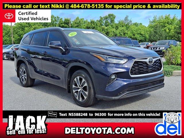 used 2022 Toyota Highlander car, priced at $40,990