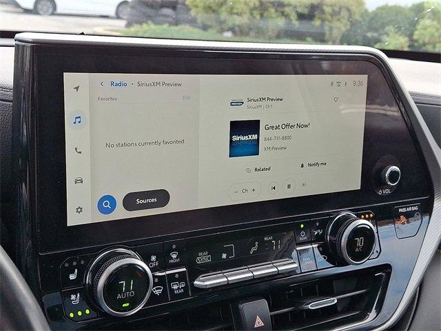 used 2023 Toyota Highlander car, priced at $41,995