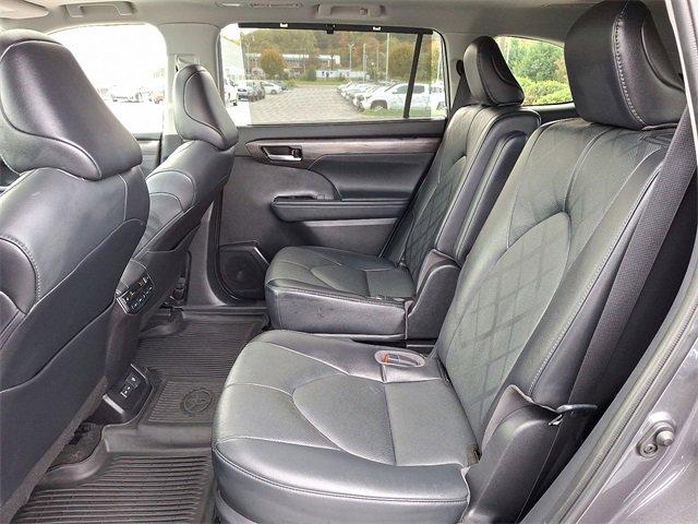 used 2023 Toyota Highlander car, priced at $41,995