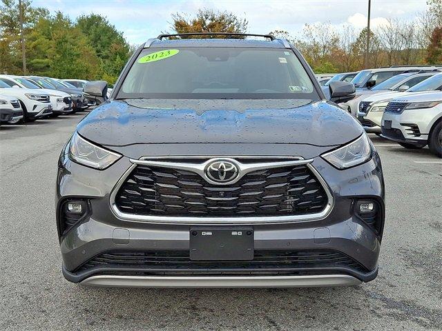 used 2023 Toyota Highlander car, priced at $41,995