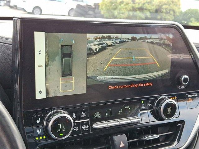 used 2023 Toyota Highlander car, priced at $41,995