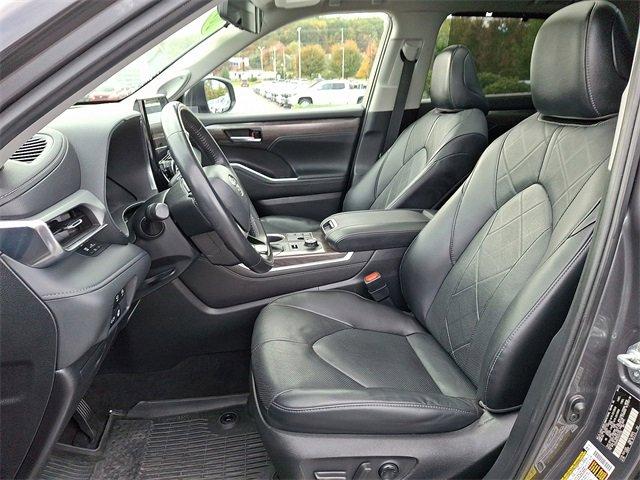 used 2023 Toyota Highlander car, priced at $41,995