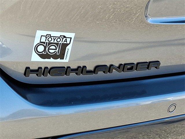 new 2025 Toyota Highlander car