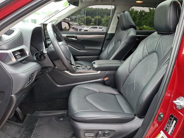 used 2024 Toyota Highlander car, priced at $51,590