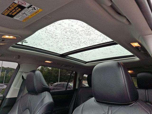 used 2024 Toyota Highlander car, priced at $51,590