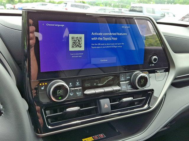 new 2025 Toyota Highlander car, priced at $48,883