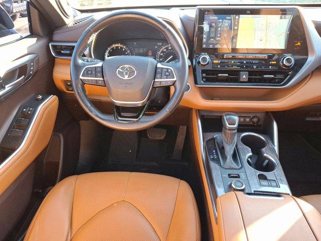 used 2021 Toyota Highlander car, priced at $38,890