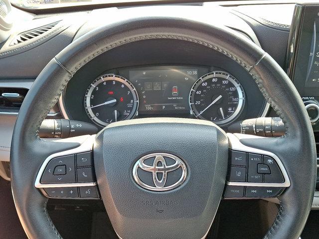 used 2022 Toyota Highlander car, priced at $41,990