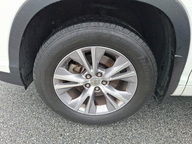 used 2015 Toyota Highlander car, priced at $19,995
