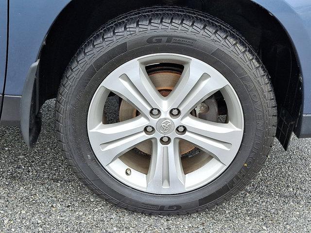 used 2013 Toyota Highlander car, priced at $17,595